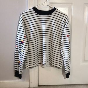 Striped semi-cropped long sleeve shirt